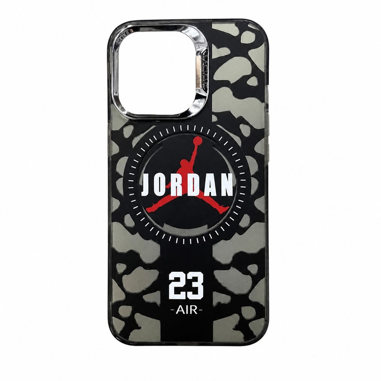 قاب گوشی آیفون طرح ایر جردن (Air Jordan) | بدنه ضدضربه و پشتیبانی از MagSafe
